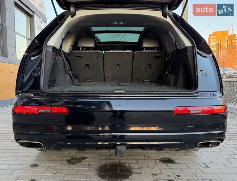 Внедорожник / Кроссовер Audi Q7 2017 в Белой Церкви