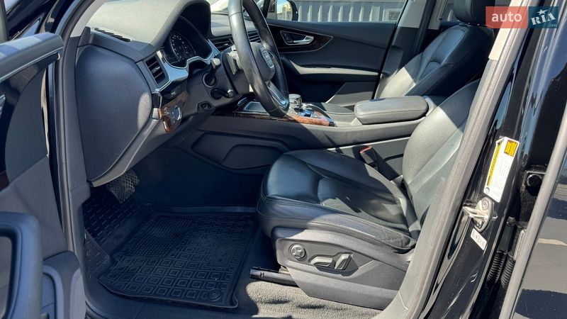 Внедорожник / Кроссовер Audi Q7 2017 в Киеве