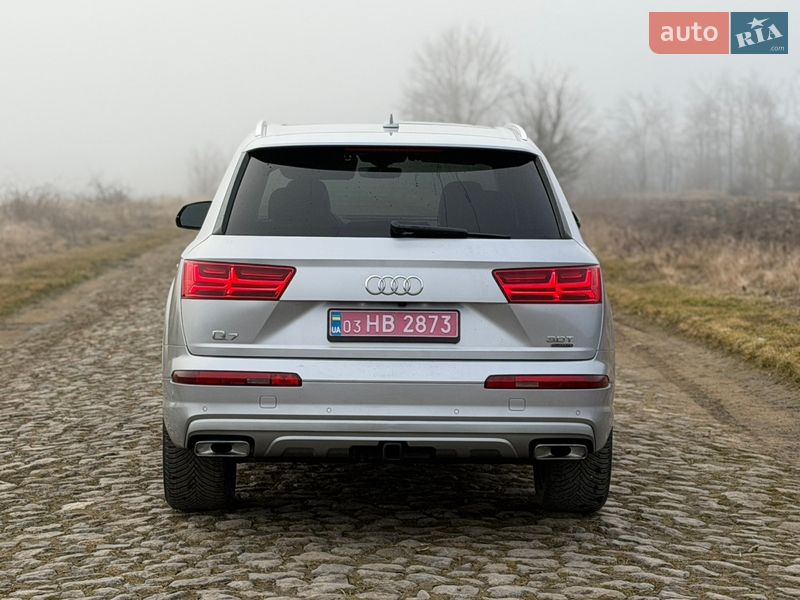 Внедорожник / Кроссовер Audi Q7 2018 в Виннице