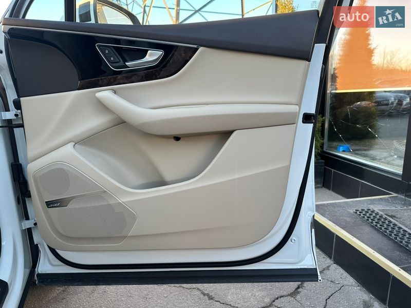 Позашляховик / Кросовер Audi Q7 2018 в Харкові фото 30 Позашляховик / Кросовер Audi Q7 2018 в Харкові