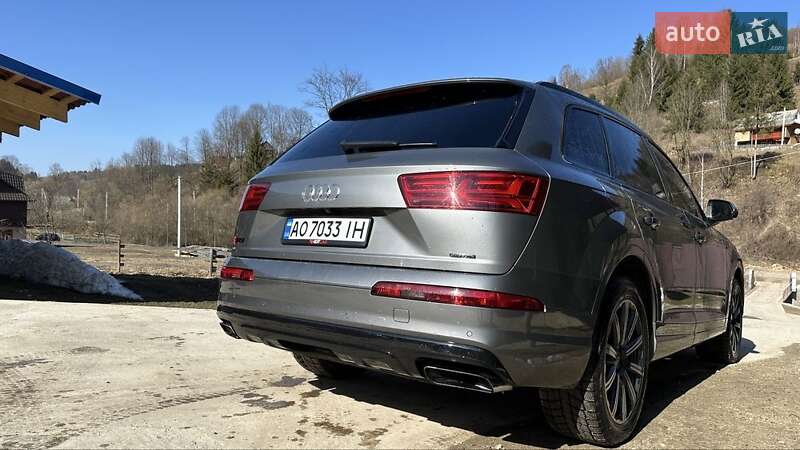 Внедорожник / Кроссовер Audi Q7 2016 в Межгорье