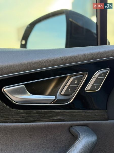 Позашляховик / Кросовер Audi Q7 2017 в Києві фото 18 Позашляховик / Кросовер Audi Q7 2017 в Києві