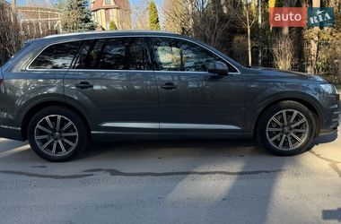 Внедорожник / Кроссовер Audi Q7 2017 в Киеве