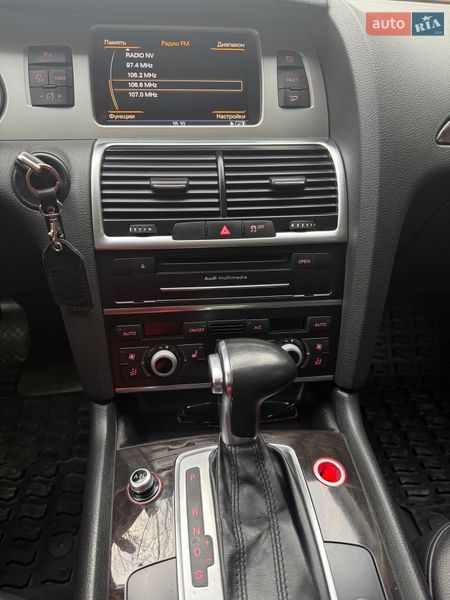 Внедорожник / Кроссовер Audi Q7 2014 в Запорожье