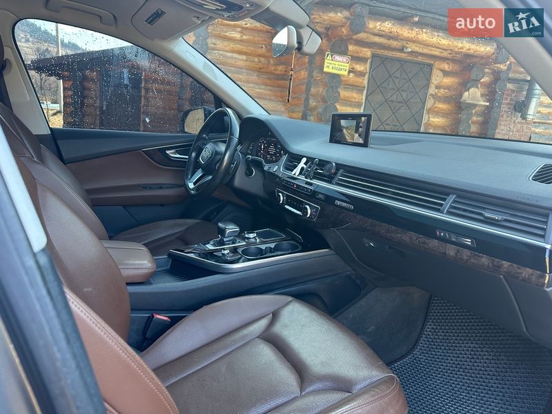 Внедорожник / Кроссовер Audi Q7 2016 в Межгорье