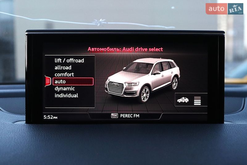 Внедорожник / Кроссовер Audi Q7 2015 в Киеве