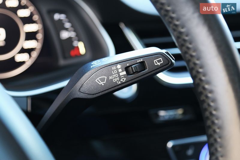 Внедорожник / Кроссовер Audi Q7 2015 в Киеве