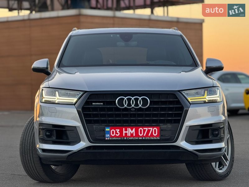 Позашляховик / Кросовер Audi Q7 2017 в Києві