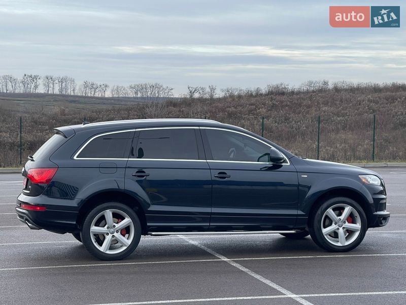 Внедорожник / Кроссовер Audi Q7 2010 в Ровно