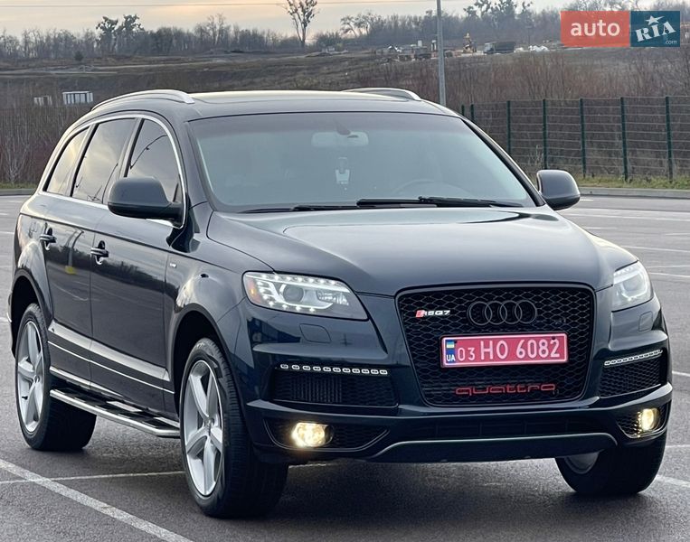 Внедорожник / Кроссовер Audi Q7 2010 в Ровно
