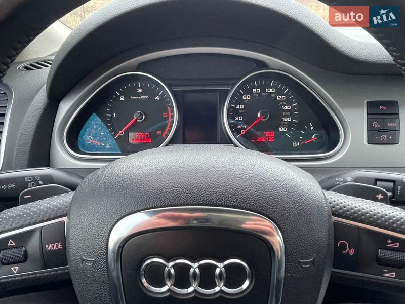 Внедорожник / Кроссовер Audi Q7 2010 в Ровно