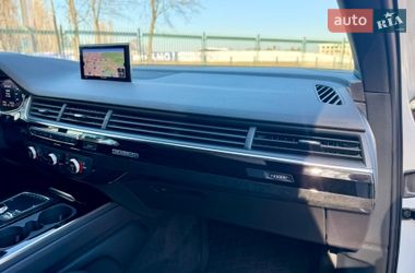Внедорожник / Кроссовер Audi Q7 2018 в Харькове