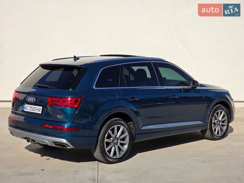 Позашляховик / Кросовер Audi Q7 2018 в Луцьку