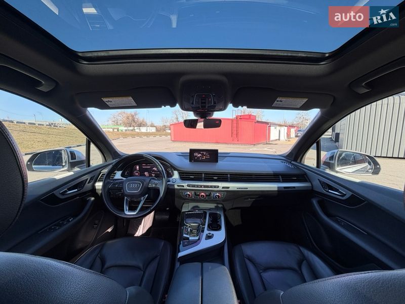 Позашляховик / Кросовер Audi Q7 2018 в Києві фото 25 Позашляховик / Кросовер Audi Q7 2018 в Києві