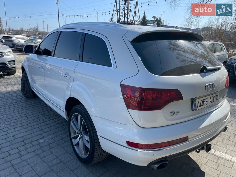 Позашляховик / Кросовер Audi Q7 2013 в Львові