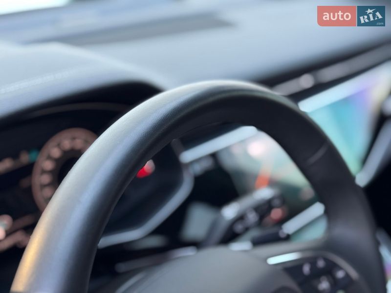 Внедорожник / Кроссовер Audi Q7 2023 в Сарнах фото 73 Внедорожник / Кроссовер Audi Q7 2023 в Сарнах