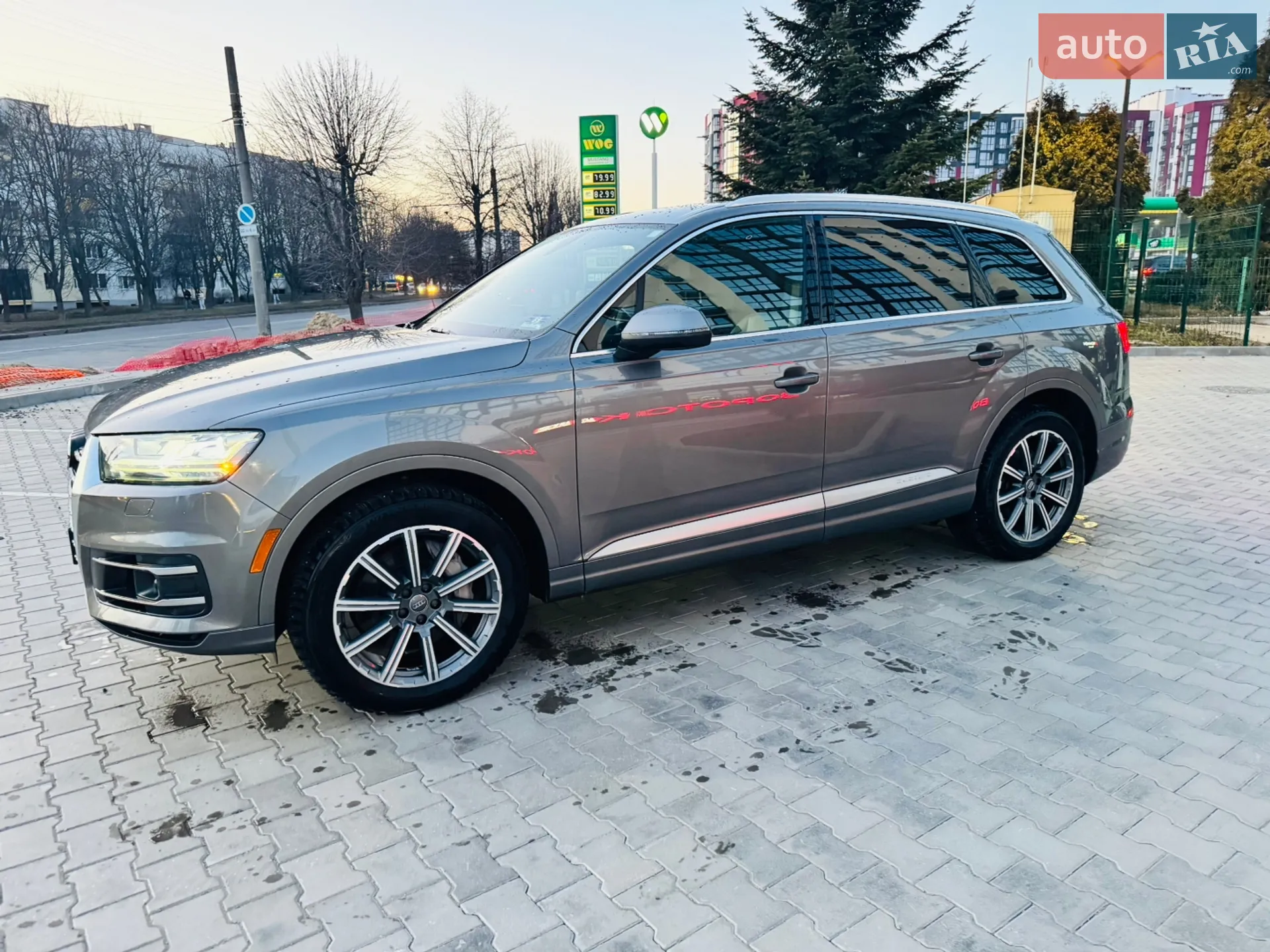 2016 Audi Q7 - мініатюра 9