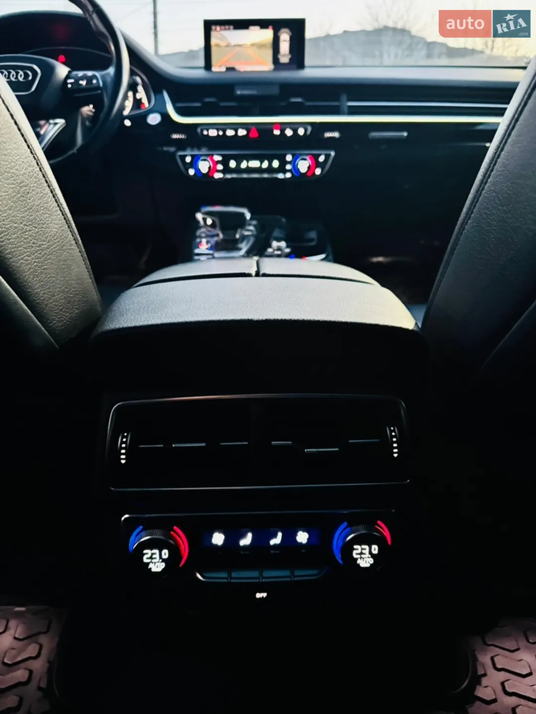 2016 Audi Q7 - мініатюра 16