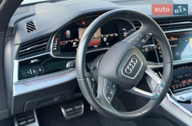 Позашляховик / Кросовер Audi Q7 2021 в Києві
