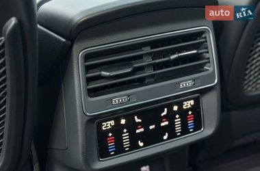 Позашляховик / Кросовер Audi Q7 2021 в Києві