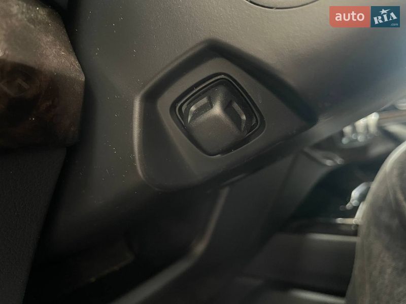 Позашляховик / Кросовер Audi Q7 2017 в Києві