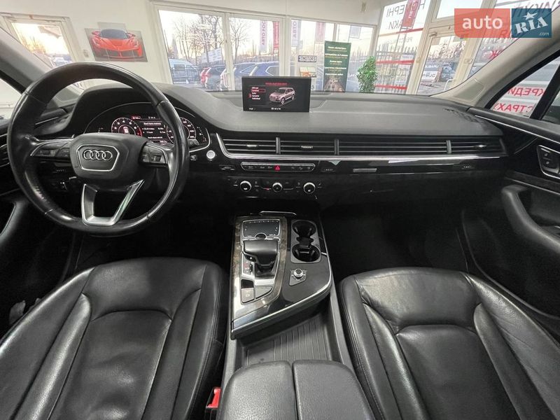 Позашляховик / Кросовер Audi Q7 2017 в Києві
