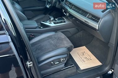 Внедорожник / Кроссовер Audi Q7 2016 в Луцке