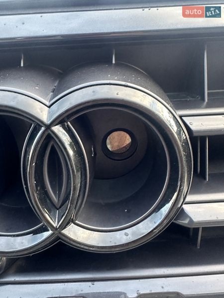 Позашляховик / Кросовер Audi Q7 2016 в Луцьку