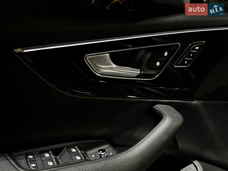 Внедорожник / Кроссовер Audi Q7 2018 в Хмельницком