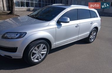 Позашляховик / Кросовер Audi Q7 2010 в Кривому Розі