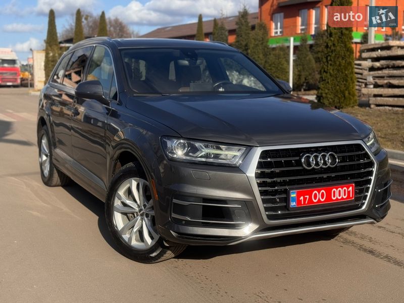 Внедорожник / Кроссовер Audi Q7 2019 в Лубнах