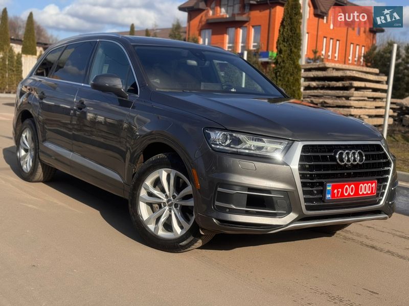 Внедорожник / Кроссовер Audi Q7 2019 в Лубнах