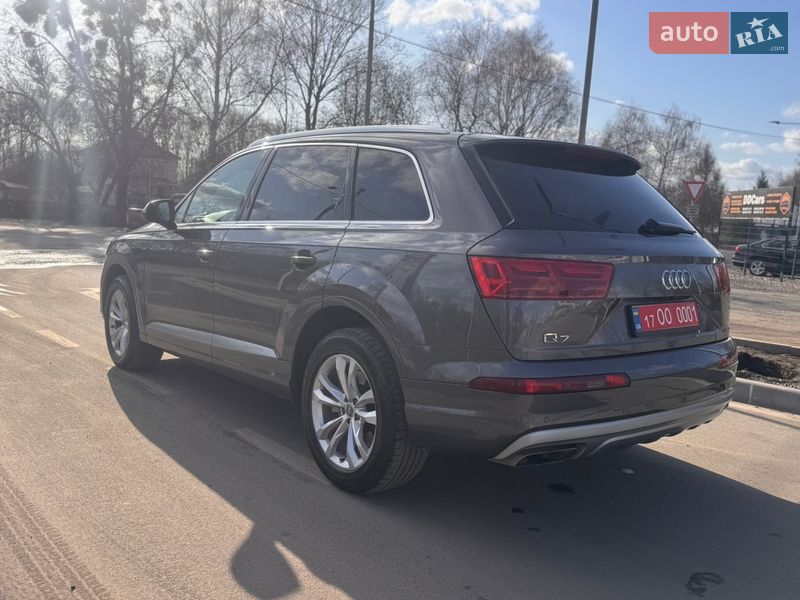 Внедорожник / Кроссовер Audi Q7 2019 в Лубнах