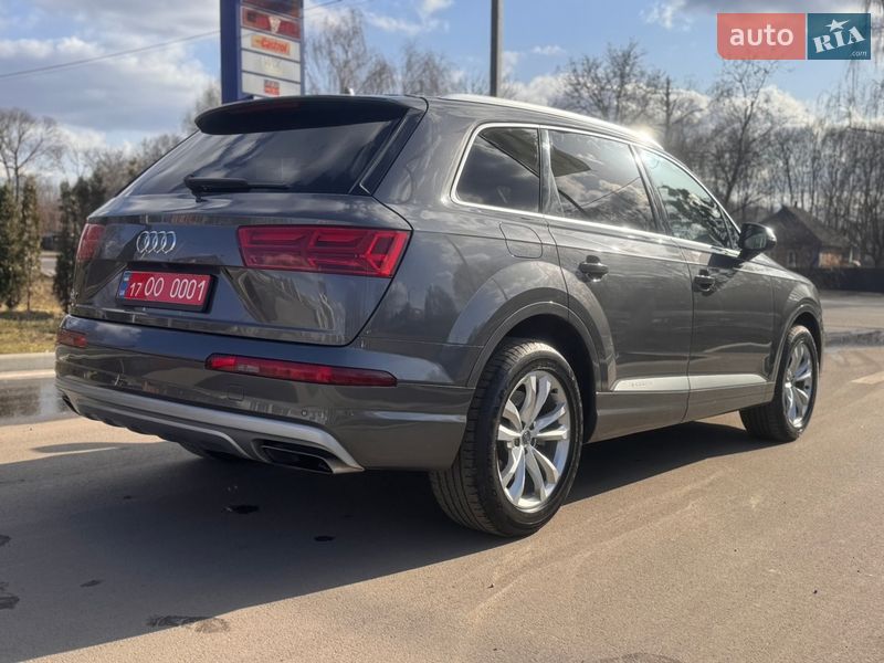 Внедорожник / Кроссовер Audi Q7 2019 в Лубнах