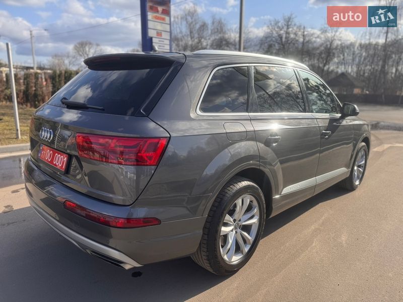 Внедорожник / Кроссовер Audi Q7 2019 в Лубнах