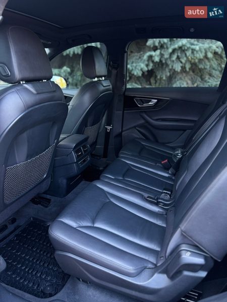 Внедорожник / Кроссовер Audi Q7 2016 в Тернополе