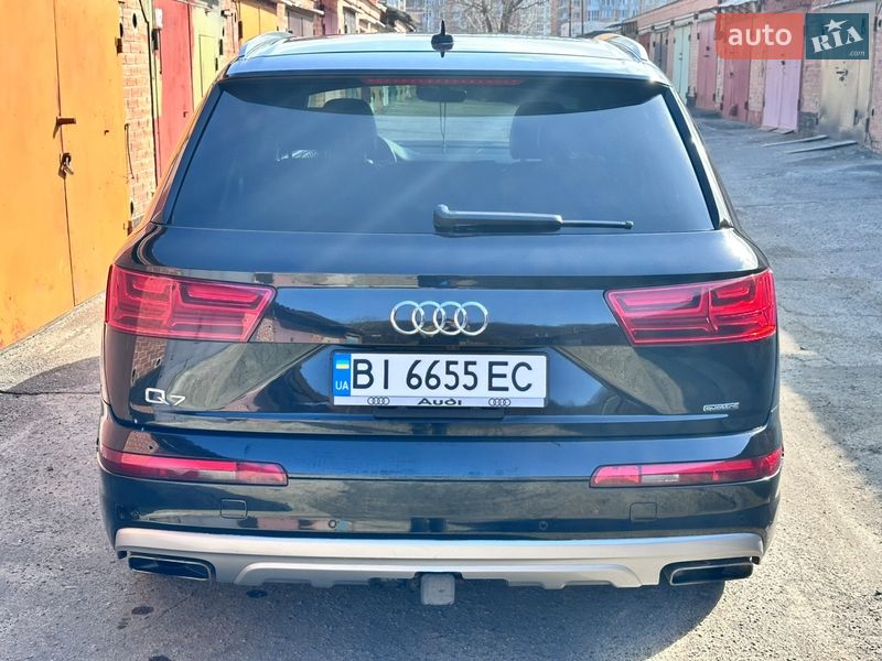 Внедорожник / Кроссовер Audi Q7 2019 в Полтаве