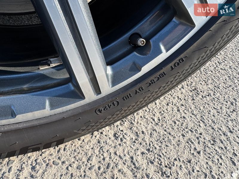 Позашляховик / Кросовер Audi Q7 2017 в Луцьку