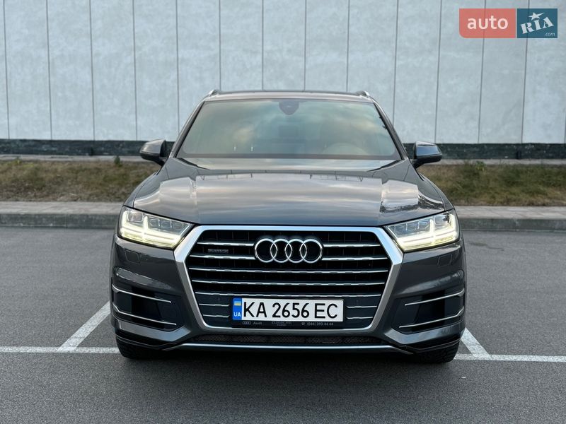 Внедорожник / Кроссовер Audi Q7 2018 в Киеве