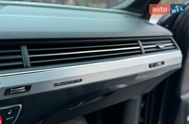 Внедорожник / Кроссовер Audi Q7 2018 в Киеве