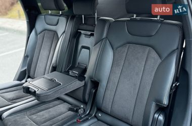 Внедорожник / Кроссовер Audi Q7 2018 в Киеве