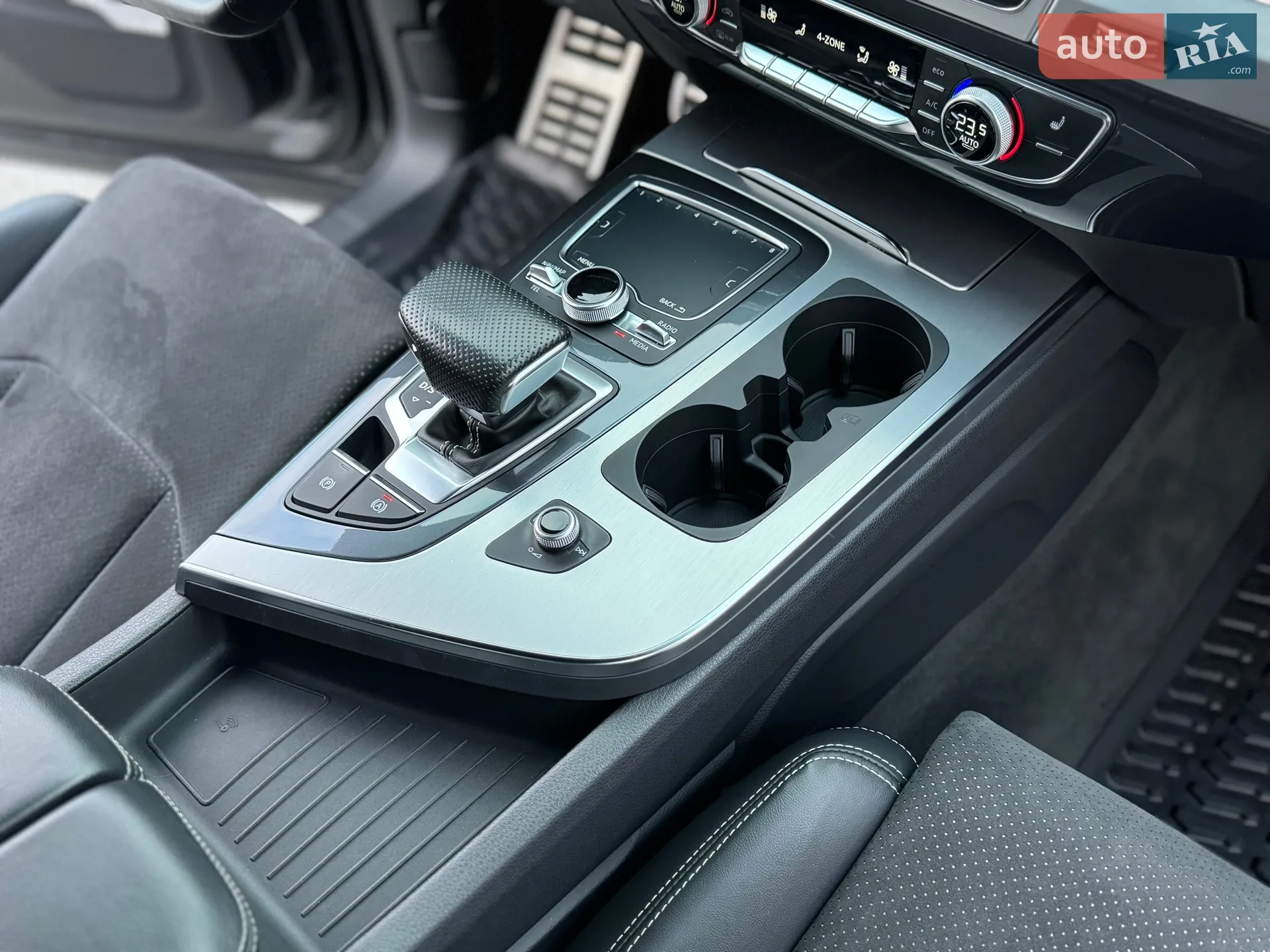 2018 Audi Q7 - мініатюра 72