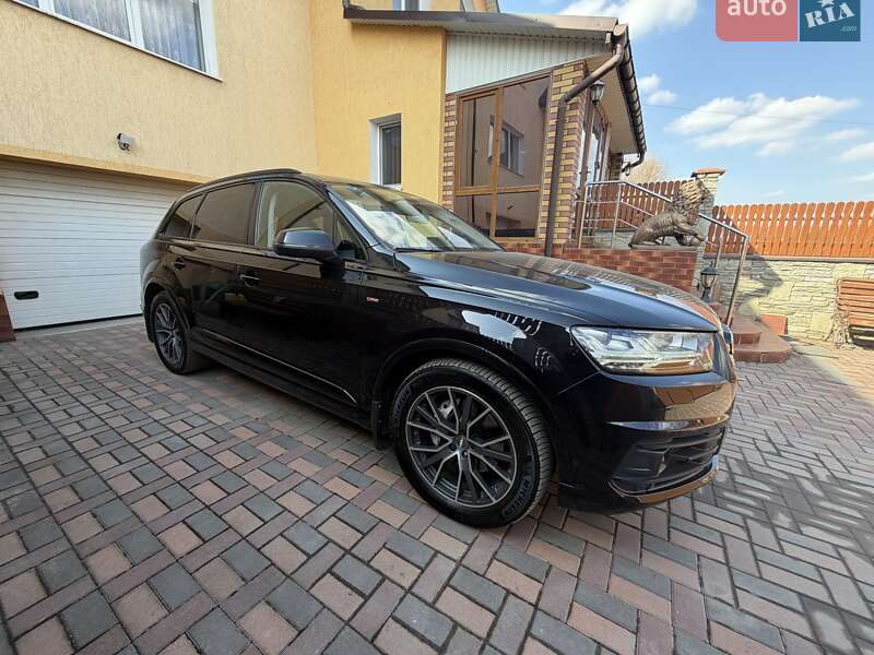 Внедорожник / Кроссовер Audi Q7 2018 в Хмельницком