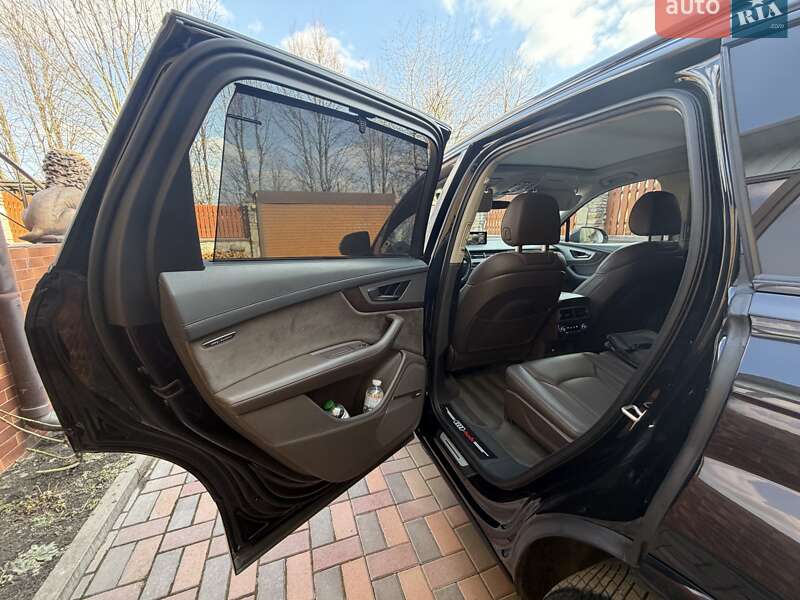Внедорожник / Кроссовер Audi Q7 2018 в Хмельницком