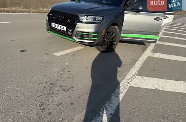 Внедорожник / Кроссовер Audi Q7 2017 в Житомире