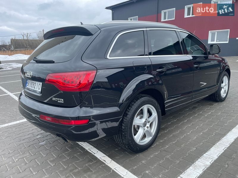 Внедорожник / Кроссовер Audi Q7 2006 в Дубно