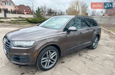 Внедорожник / Кроссовер Audi Q7 2017 в Харькове