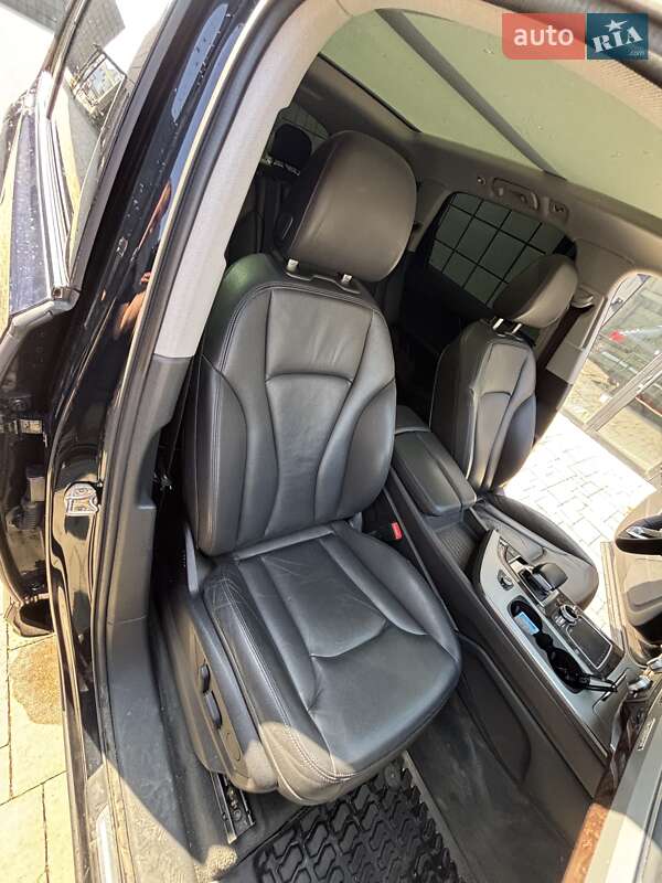 Внедорожник / Кроссовер Audi Q7 2017 в Тячеве