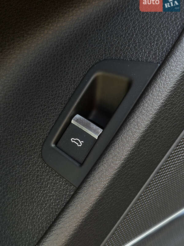 Позашляховик / Кросовер Audi Q7 2019 в Білогородці