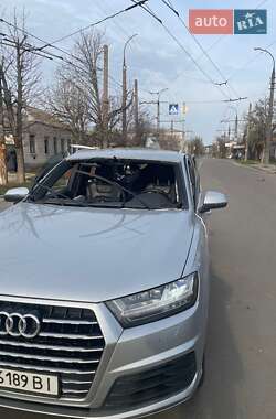 Внедорожник / Кроссовер Audi Q7 2017 в Херсоне